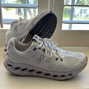 ON Cloudsurfer Men’s running shoes size 9